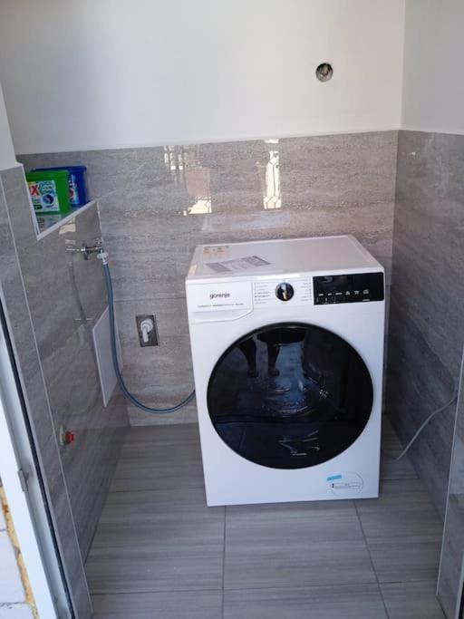 Apartmani Mira 扎达尔 外观 照片