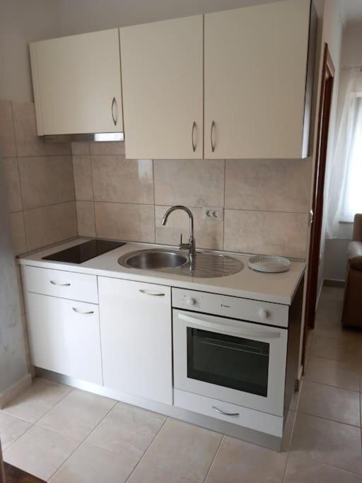 Apartmani Mira 扎达尔 外观 照片