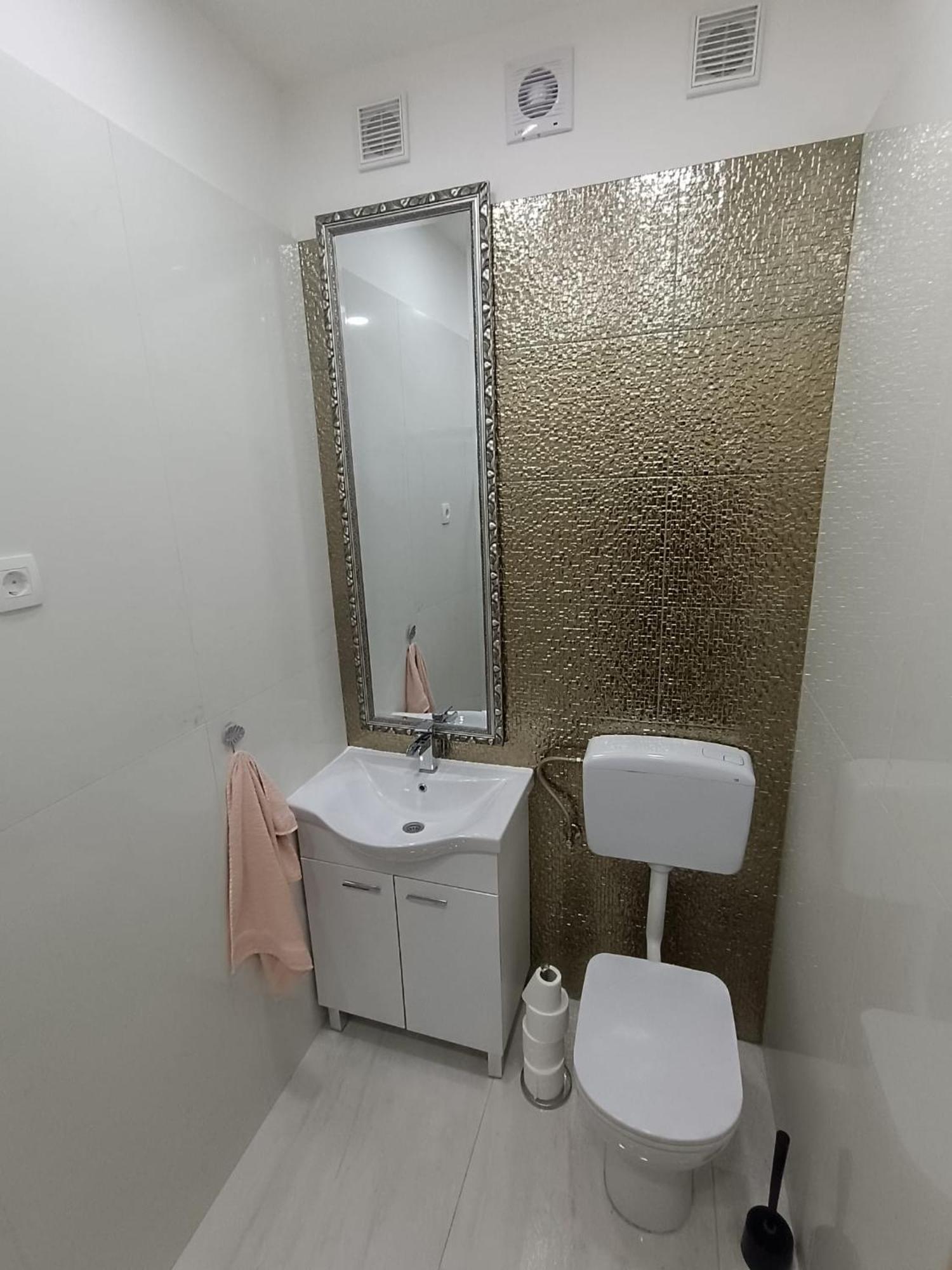 Apartmani Mira 扎达尔 外观 照片